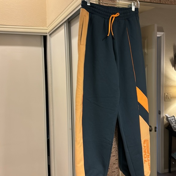 7 days active navy blue & orange 🍊 sweat pants - Picture 3 of 7